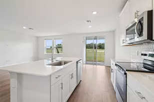 791 Sunshower Dr, Lady Lake, FL 32159 - Photo 14