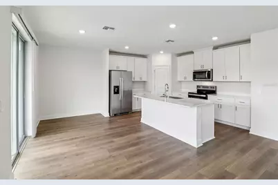 807 Sunshower Drive, Lady Lake, FL 32159 - Photo 10