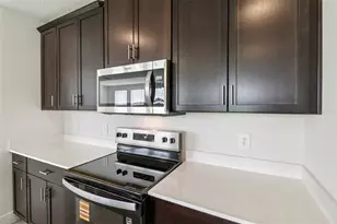 891 Sunshower Dr, Lady Lake, FL 32159 - Photo 14
