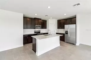 891 Sunshower Dr, Lady Lake, FL 32159 - Photo 10