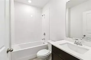 891 Sunshower Dr, Lady Lake, FL 32159 - Photo 18