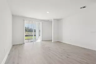 831 Sunshower Dr, Lady Lake, FL 32159 - Photo 4