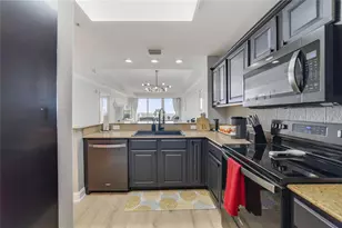 13427 Blue Heron Beach Dr, Orlando, FL 32821 - Photo 16