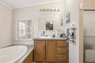 4 Cayman Cir, Umatilla, FL 32784 - Photo 14