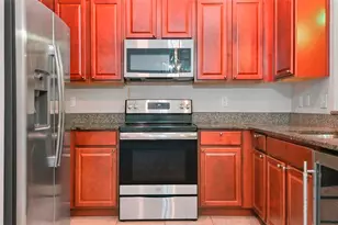 9754 Pembrooke Pines Dr, Sun City Center, FL 33573 - Photo 4