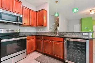 9754 Pembrooke Pines Dr, Sun City Center, FL 33573 - Photo 8