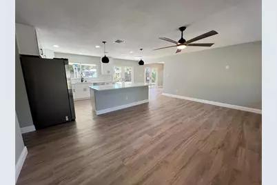 3180 Bellevue Street, Sarasota, FL 34237 - Photo 2