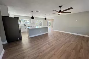 3180 Bellevue St, Sarasota, FL 34237 - Photo 2