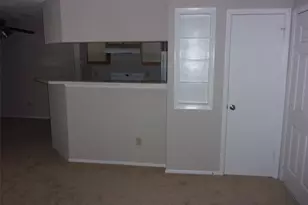 246 Afton Square, Altamonte Springs, FL 32714 - Photo 8