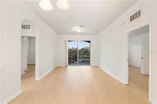 3332 Robert Trent Jones Dr, Orlando, FL 32835 - Photo 6