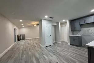 12142 Caper St, Orlando, FL 32837 - Photo 6