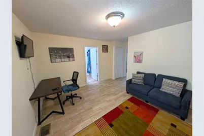 4656 Ashburn Square Drive, Tampa, FL 33610 - Photo 12