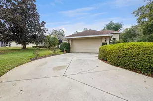 9805 Spring Lake Dr, Clermont, FL 34711 - Photo 48
