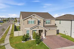 751 Campo Ln, Davenport, FL 33837 - Photo 2