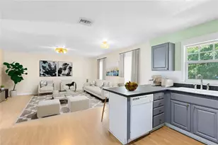 530 S Eola Dr, Orlando, FL 32801 - Photo 26