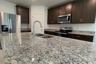 3094 Laurel Oak Ln, Winter Haven, FL 33884 - Photo 4