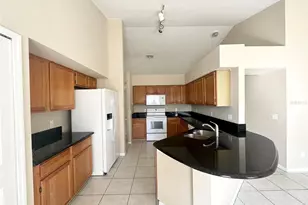 12553 Beacontree Way, Orlando, FL 32837 - Photo 2