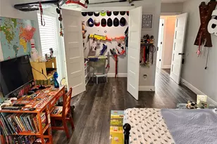 5807 Schooner Way, Tampa, FL 33615 - Photo 18