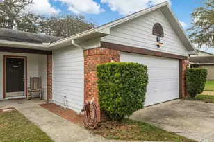 1606 Prairie Lake Blvd, Ocoee, FL 34761 - Photo 2