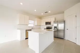 406 Puma Loop, Groveland, FL 34736 - Photo 4