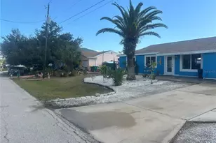 18566 Van Nuys Cir, Port Charlotte, FL 33948 - Photo 2