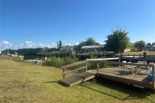 18566 Van Nuys Cir, Port Charlotte, FL 33948 - Photo 6