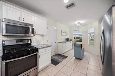16845 SE 86th Deptford Court, The Villages, FL 32162 - Photo 8