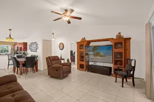 254 Magellan Dr, Kissimmee, FL 34758 - Photo 2