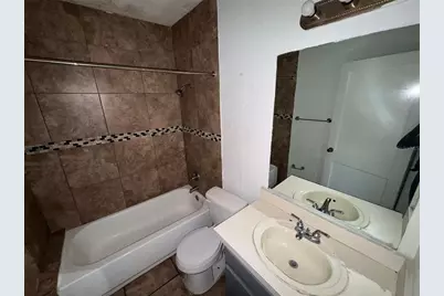 638 Columbia, Orlando, FL 32805 - Photo 6