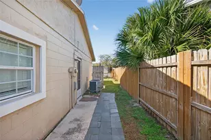 5438 Snowflake Ct, Orlando, FL 32839 - Photo 14