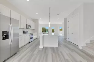 320 Center Lake Ln, Oviedo, FL 32765 - Photo 8