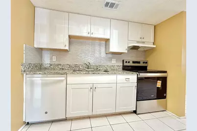 124 Loblolly Court #H, Oldsmar, FL 34677 - Photo 10