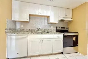 124 Loblolly Ct, Oldsmar, FL 34677 - Photo 10