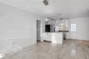 306 E 119th Ave, Tampa, FL 33612 - Photo 4