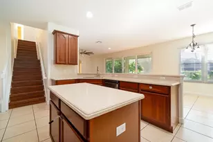 4396 Conroy Club Dr, Orlando, FL 32835 - Photo 8