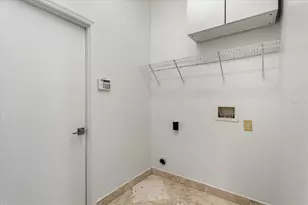 13714 Huntwick Dr, Orlando, FL 32837 - Photo 8