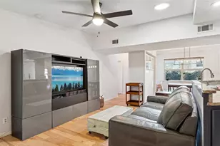 9825 Lake Georgia Dr, Orlando, FL 32817 - Photo 4