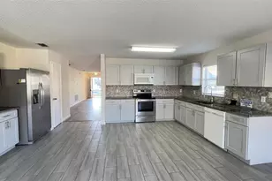 1365 Epson Oaks Way, Orlando, FL 32837 - Photo 6