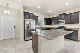 10697 Atwater Bay Dr, Winter Garden, FL 34787 - Photo 4