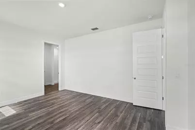 8599 Bridgeport Bay Circle, Mount Dora, FL 32757 - Photo 14