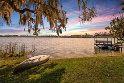 280 Palm Court, Umatilla, FL 32784 - Photo 2