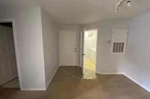 5467 Vineland Rd, Orlando, FL 32811 - Photo 12