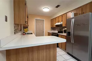 126 N Observatory Dr, Orlando, FL 32835 - Photo 8
