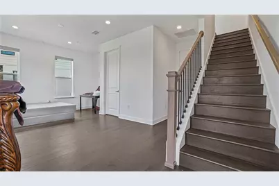 2398 Addalia Alley, Orlando, FL 32804 - Photo 2