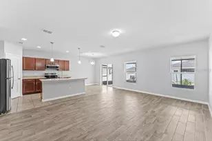 237 Tanager St, Haines City, FL 33844 - Photo 2