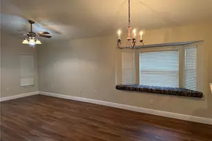 5785 Lake Champlain Dr, Orlando, FL 32829 - Photo 4