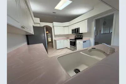 21623 Regency Park Lane, Leesburg, FL 34748 - Photo 8