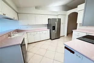 21623 Regency Park Ln, Leesburg, FL 34748 - Photo 6