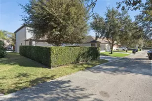 13232 Longacre Dr, Windermere, FL 34786 - Photo 24