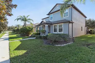 13232 Longacre Dr, Windermere, FL 34786 - Photo 2